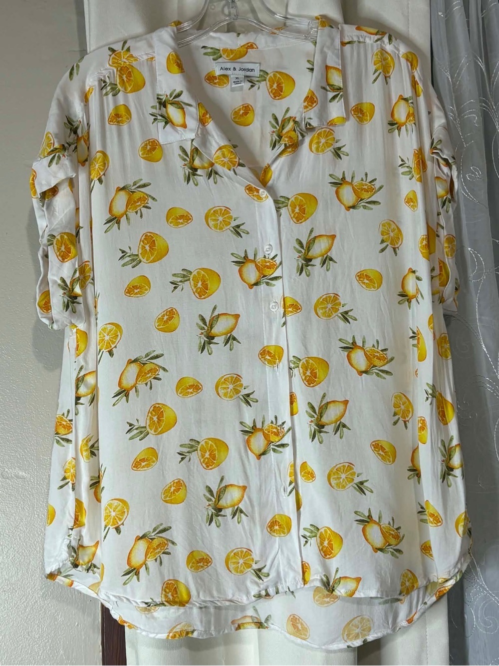 White Button-Down Shirt with Yellow Lemon Citrus Print Lightweight size XL